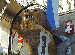 Leu
