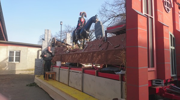 PHOTO-2020-03-04-18-00-04